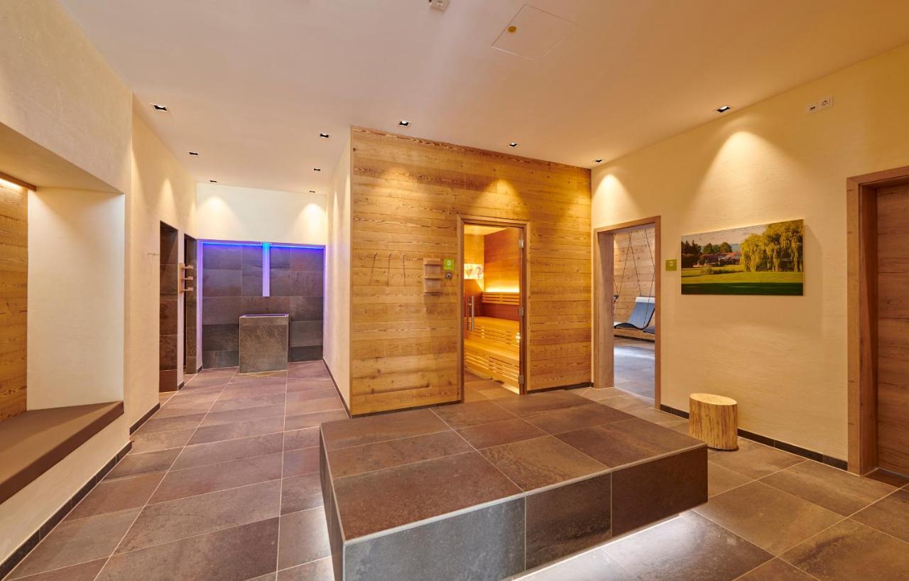 Bachhof Resort Hotel Kirchroth Екстериор снимка