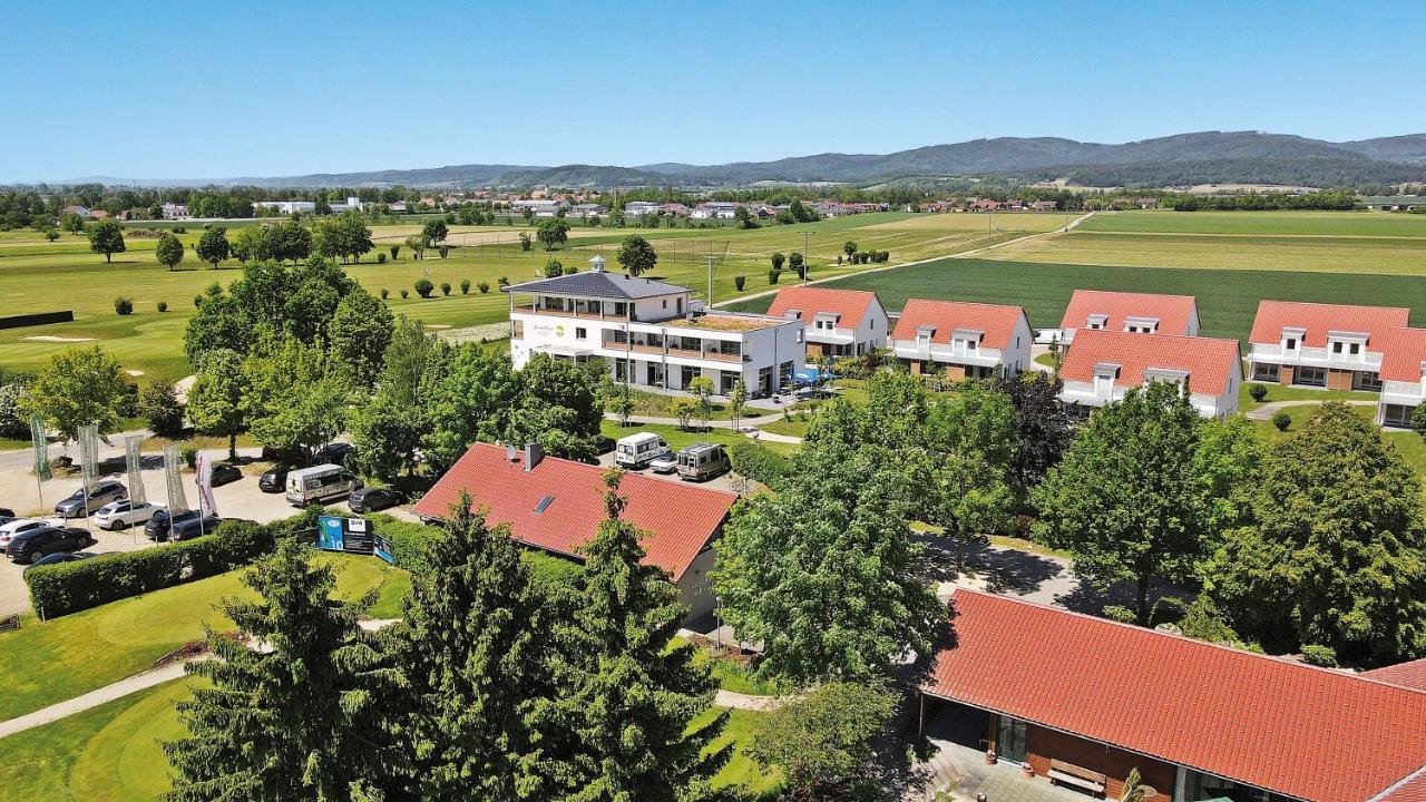 Bachhof Resort Hotel Kirchroth Екстериор снимка